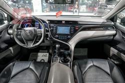 تۆیۆتا کامری